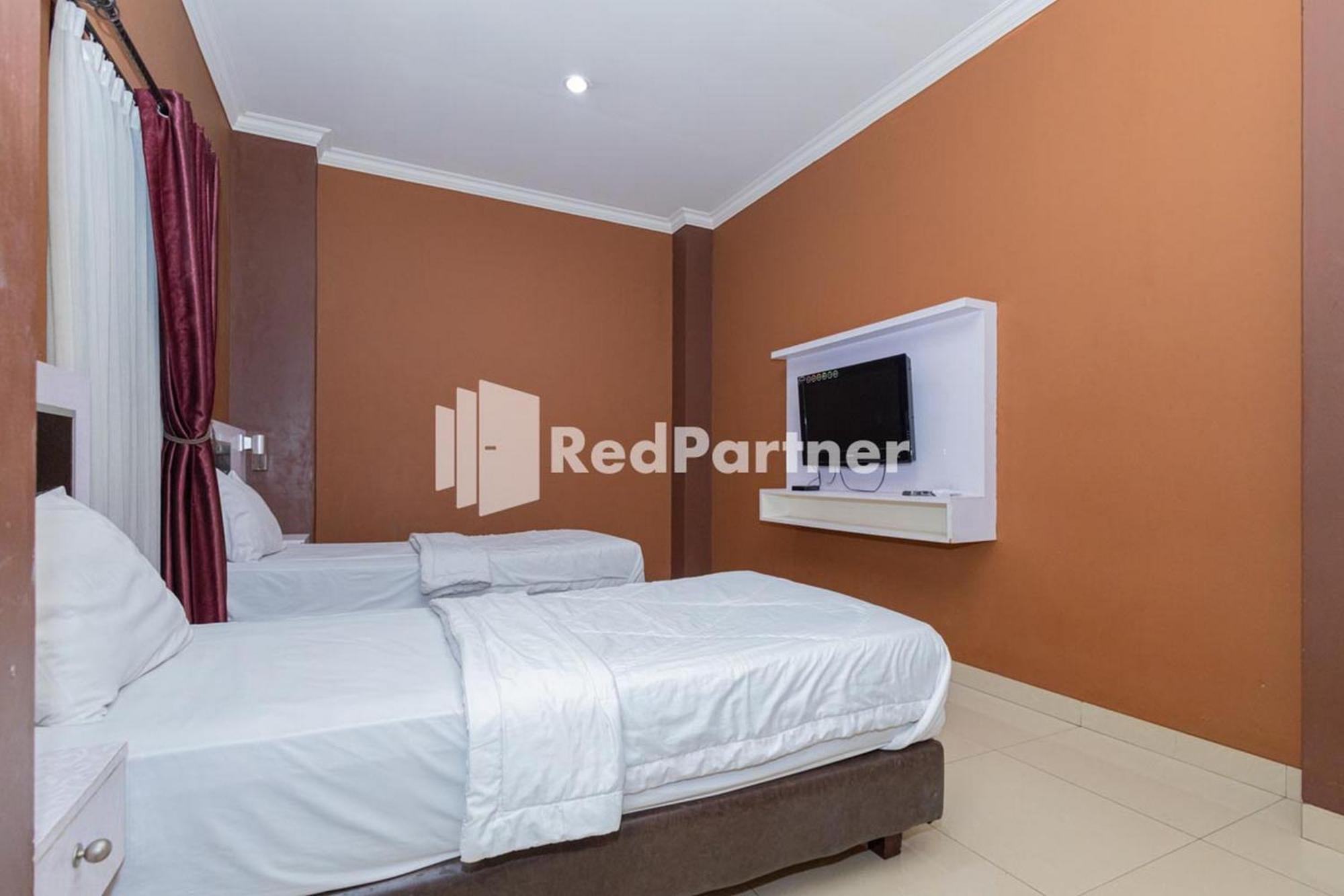 Star Hotel Jaksa Mitra Reddoorz Jakarta Kültér fotó