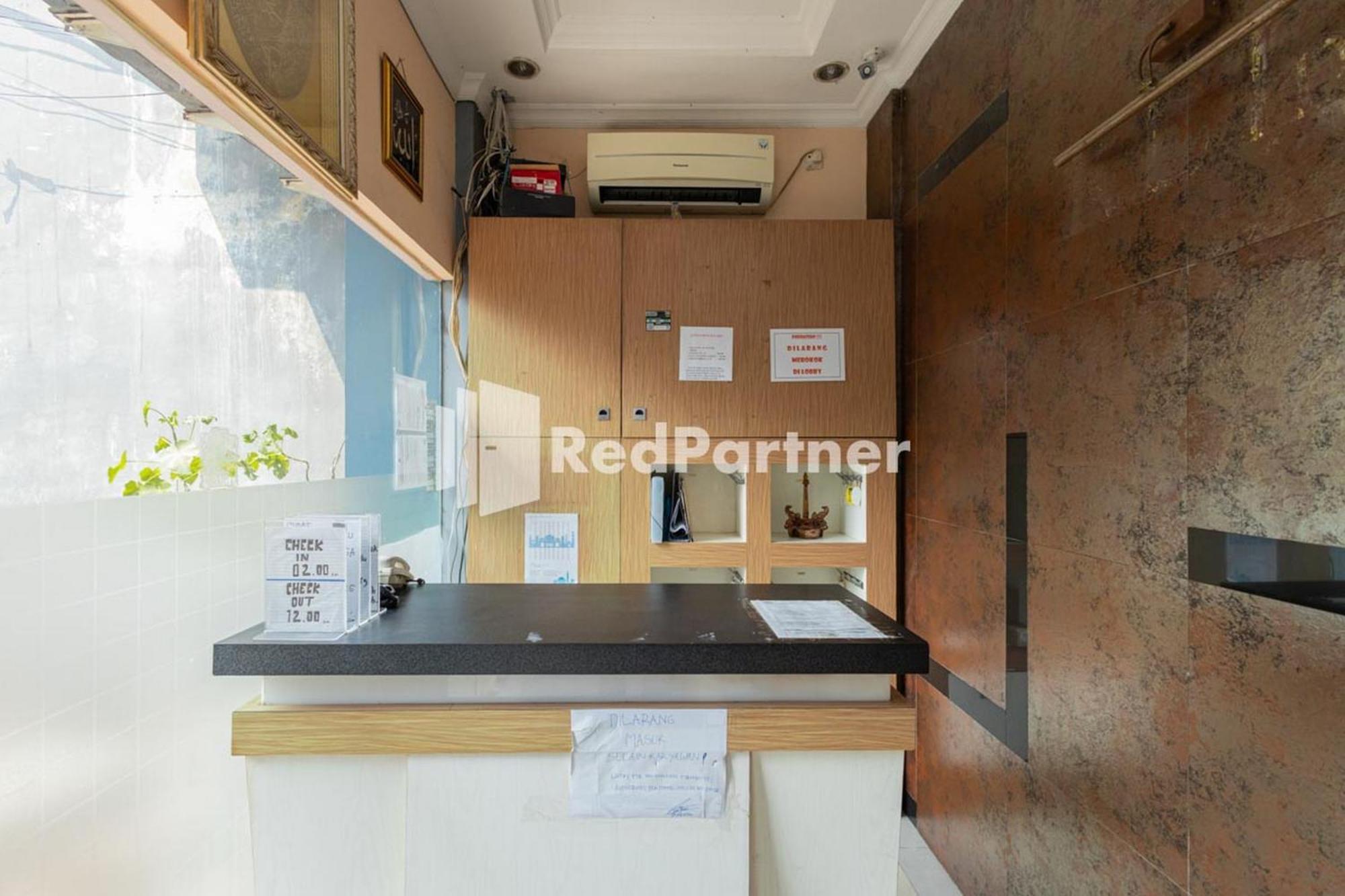 Star Hotel Jaksa Mitra Reddoorz Jakarta Kültér fotó