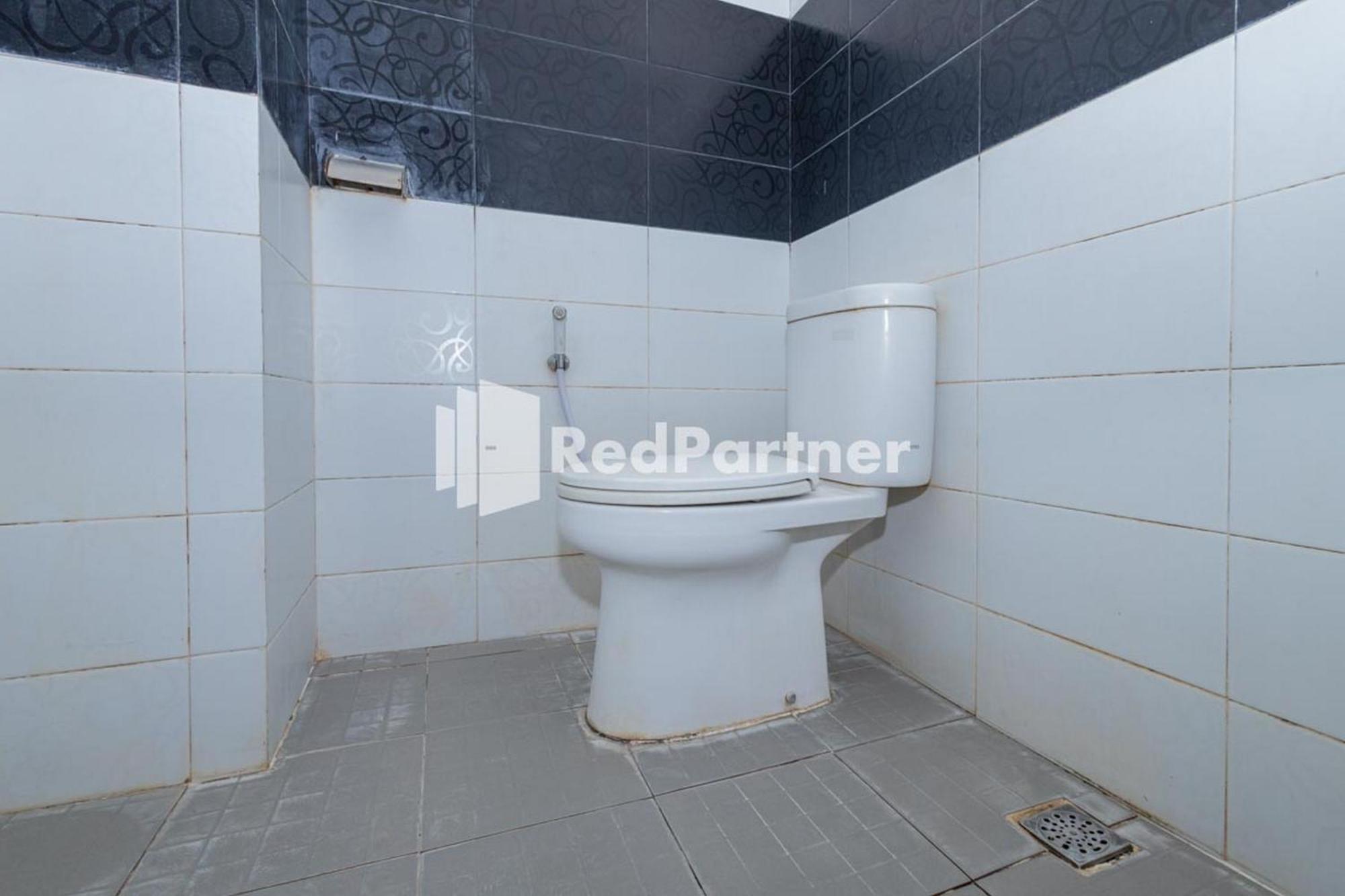 Star Hotel Jaksa Mitra Reddoorz Jakarta Kültér fotó